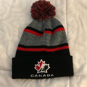 Canada hockey toque